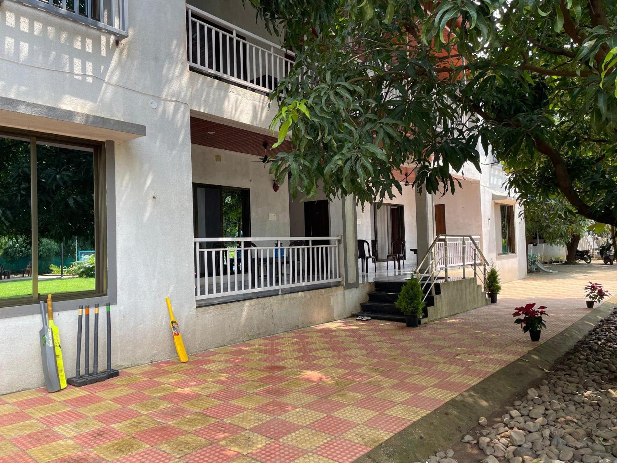 Riverland Farm And Resort คาร์จัต ภายนอก รูปภาพ