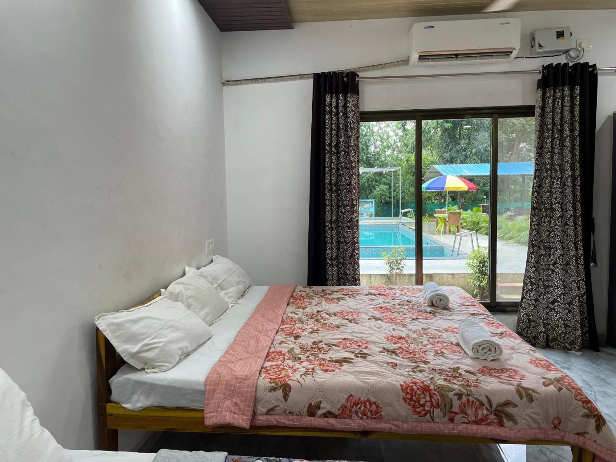 Riverland Farm And Resort คาร์จัต ภายนอก รูปภาพ