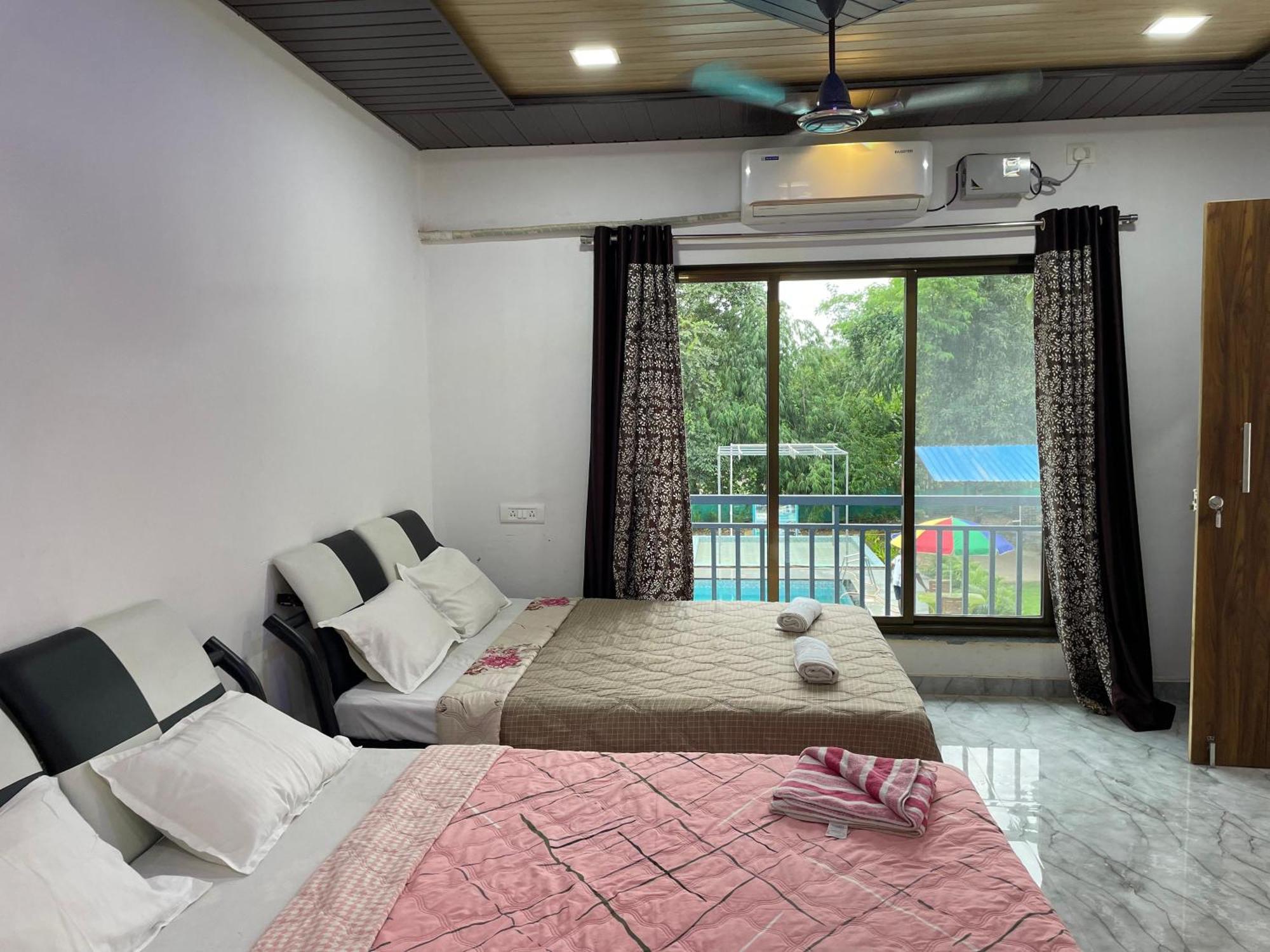 Riverland Farm And Resort คาร์จัต ภายนอก รูปภาพ