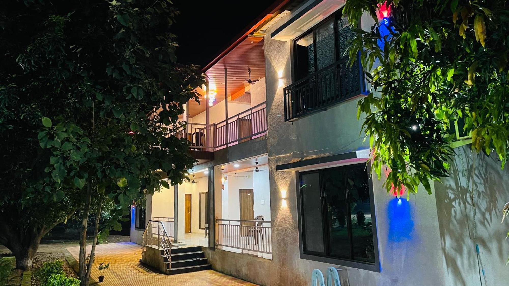 Riverland Farm And Resort คาร์จัต ภายนอก รูปภาพ