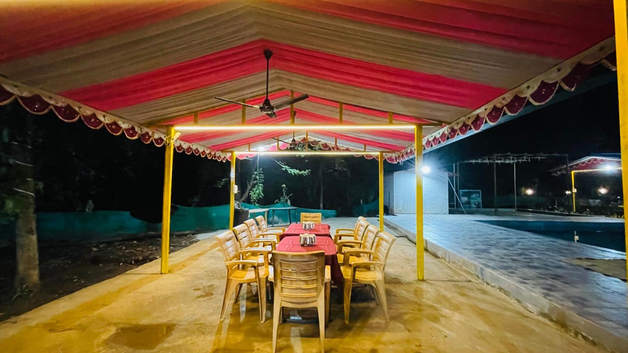 Riverland Farm And Resort คาร์จัต ภายนอก รูปภาพ