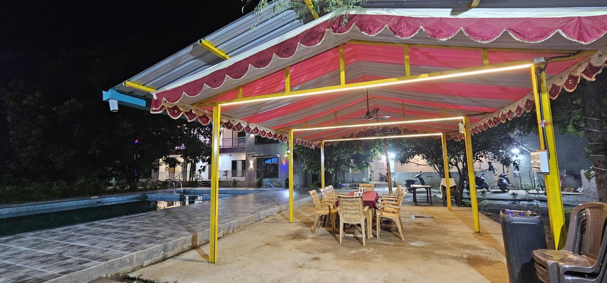 Riverland Farm And Resort คาร์จัต ภายนอก รูปภาพ